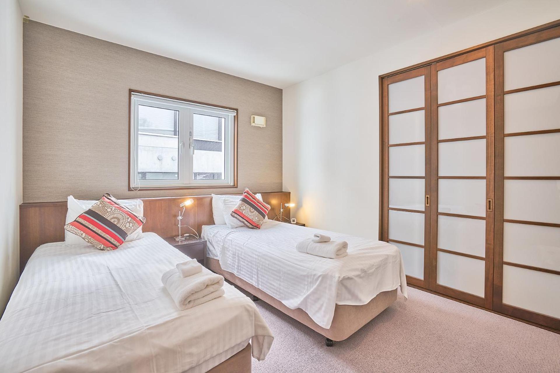 Niseko Central Houses And Apartments Куттян Номер фото